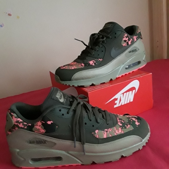Nike Other - New Nike Air Max 90 C Cargo Camo Digi Size 12